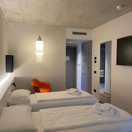 Otel Giardino Verdi Riva del Garda